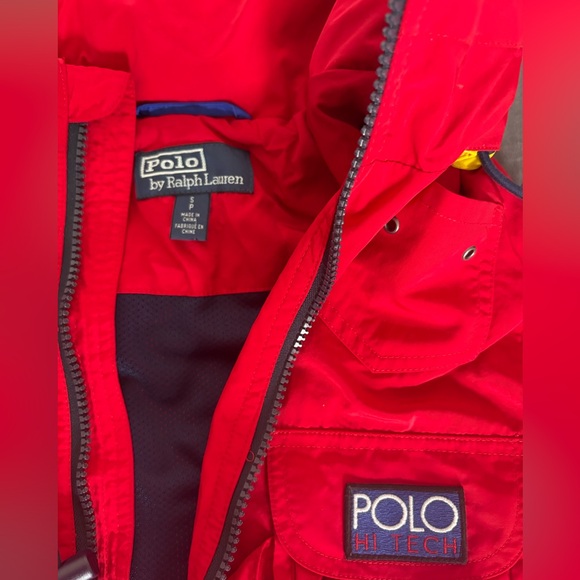 Polo Hi Tech Water Repellent Vest, Red and Blue Jacket - Picture 6 of 6